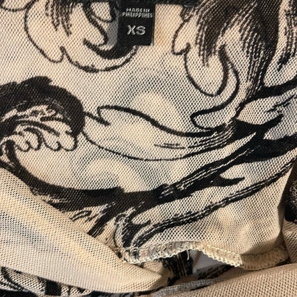 Express Black and Cream Floral Blouse - Picture 8 of 8